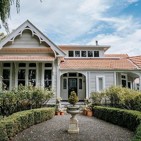 ヘイスティングズ Hawthorne House Bed & Breakfast エクステリア 写真