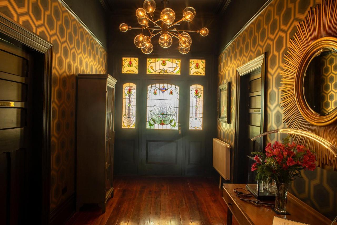 ヘイスティングズ Hawthorne House Bed & Breakfast エクステリア 写真