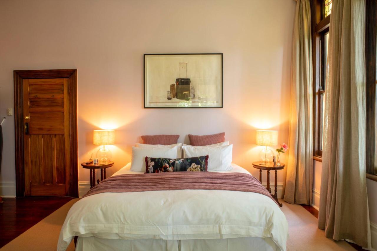 ヘイスティングズ Hawthorne House Bed & Breakfast エクステリア 写真