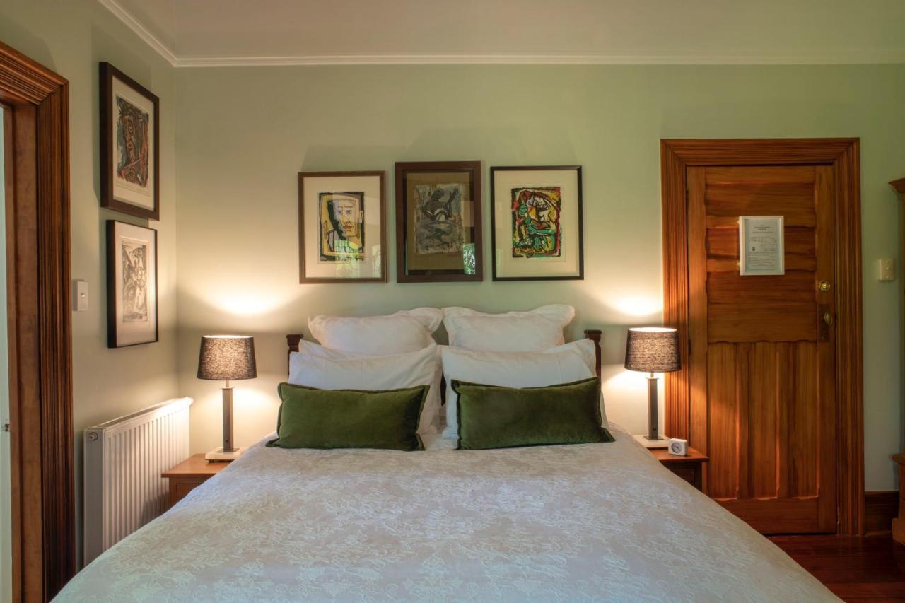 ヘイスティングズ Hawthorne House Bed & Breakfast エクステリア 写真