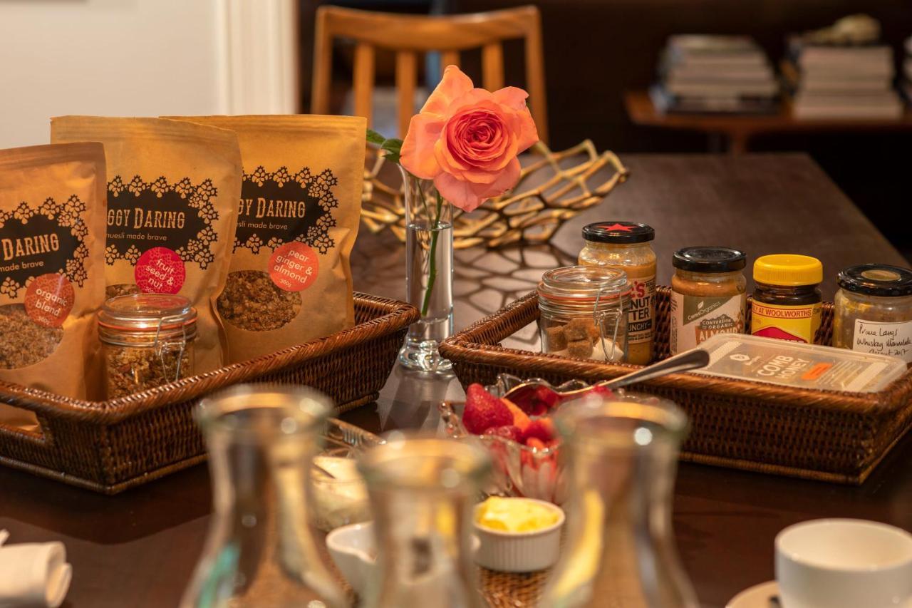 ヘイスティングズ Hawthorne House Bed & Breakfast エクステリア 写真