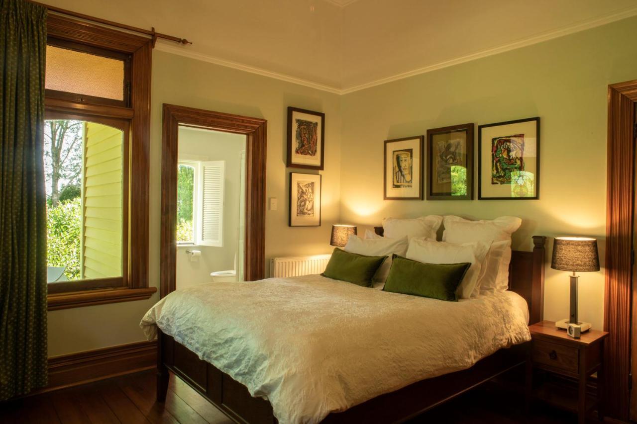 ヘイスティングズ Hawthorne House Bed & Breakfast エクステリア 写真